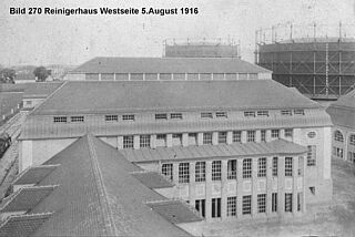 Luftbild des West-Gebäudes des historischen Gaswerks - Ein Klick auf das Bild führt zur vergrößerten Fotoansicht.